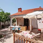 In - Zadar Riviera 17883 *